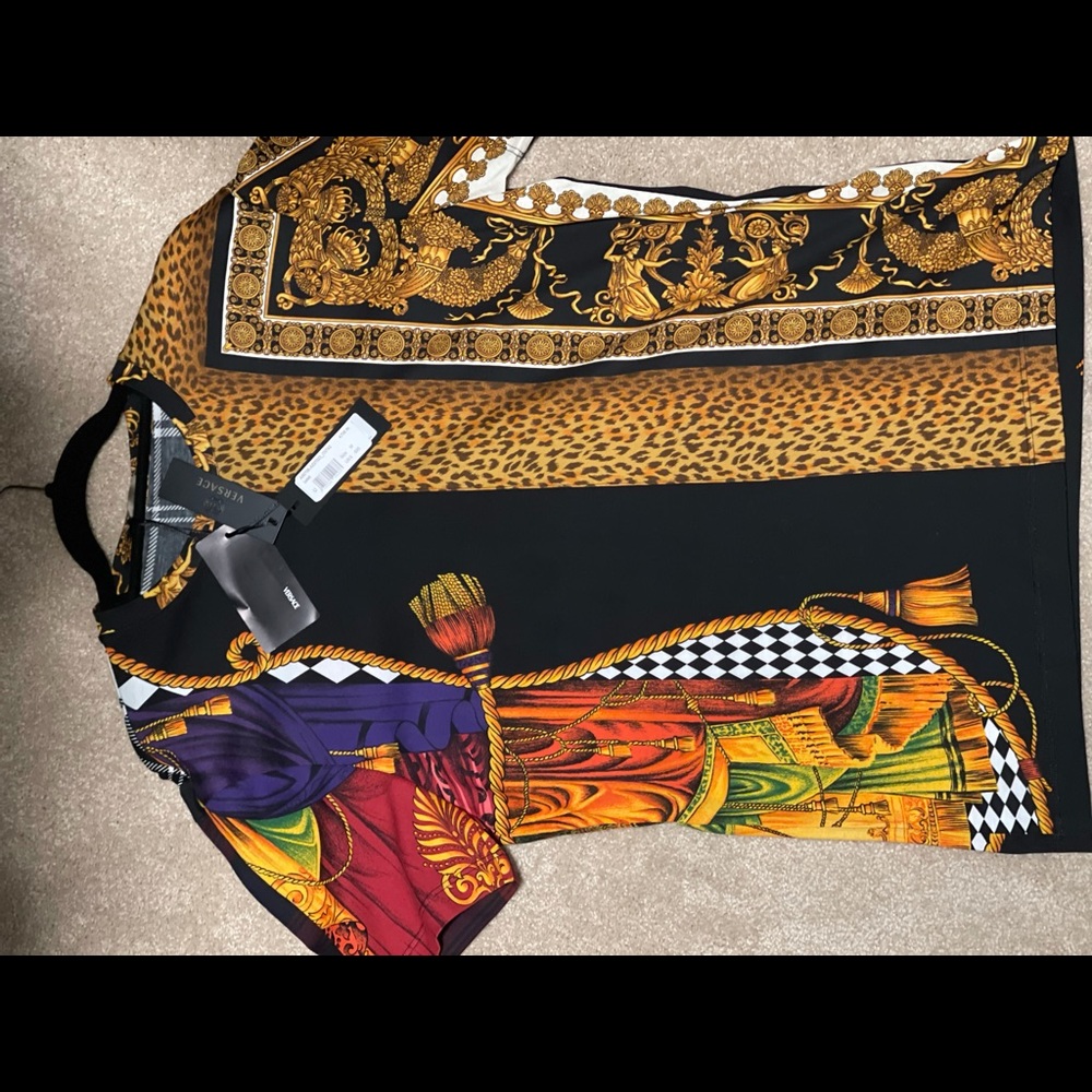 Old purchase but never used Versace Short sleeve Tshirt Size Medium